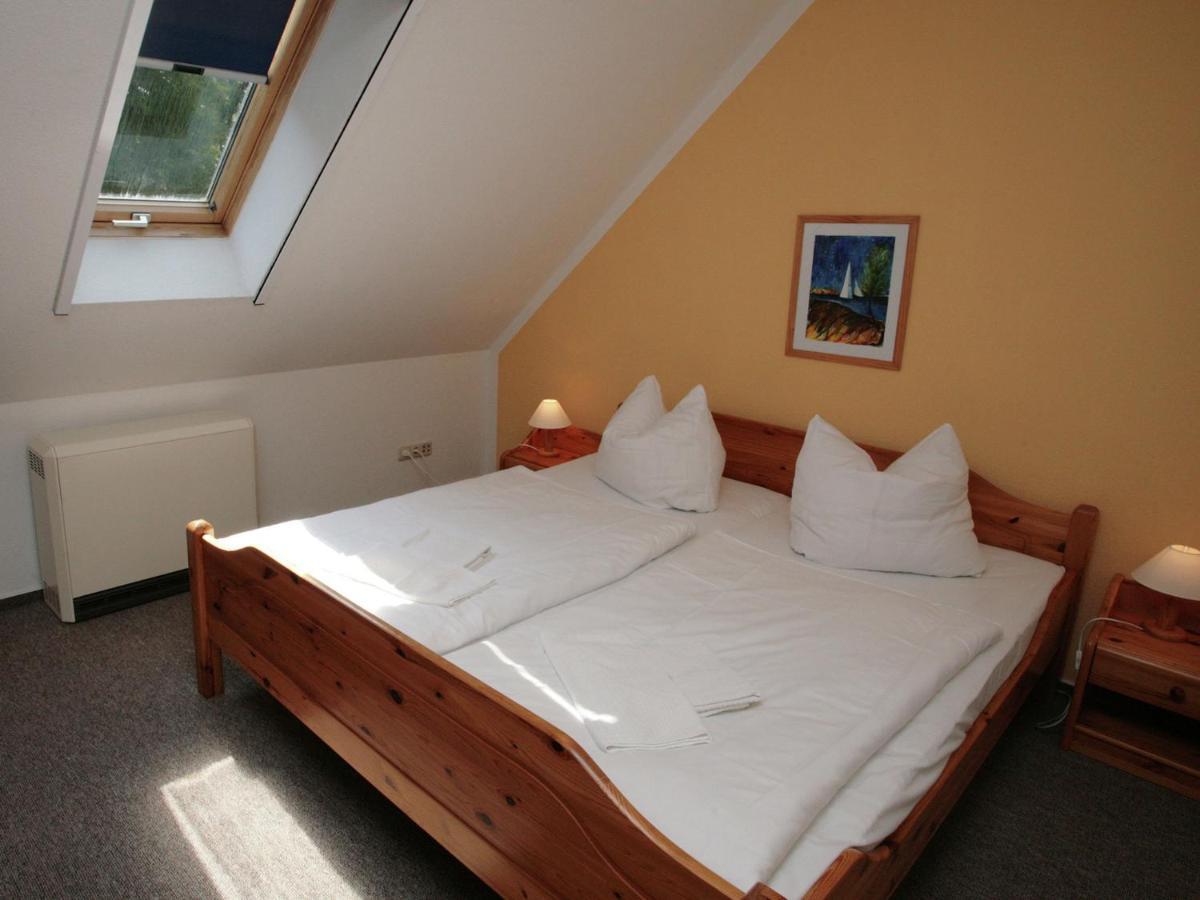 Cozy In Dierhagen With Terrace *